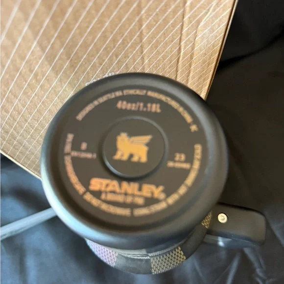 New Stanley 40oz Laser LEngravedV Iridescent Checkered Oil Slick Tumbler - Picture 8 of 8